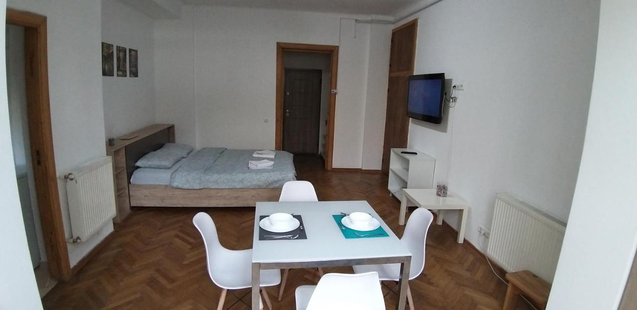 Apartamento Domum George Enescu Bucarest Exterior foto